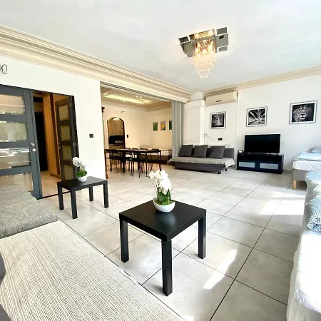 Park Apartman *